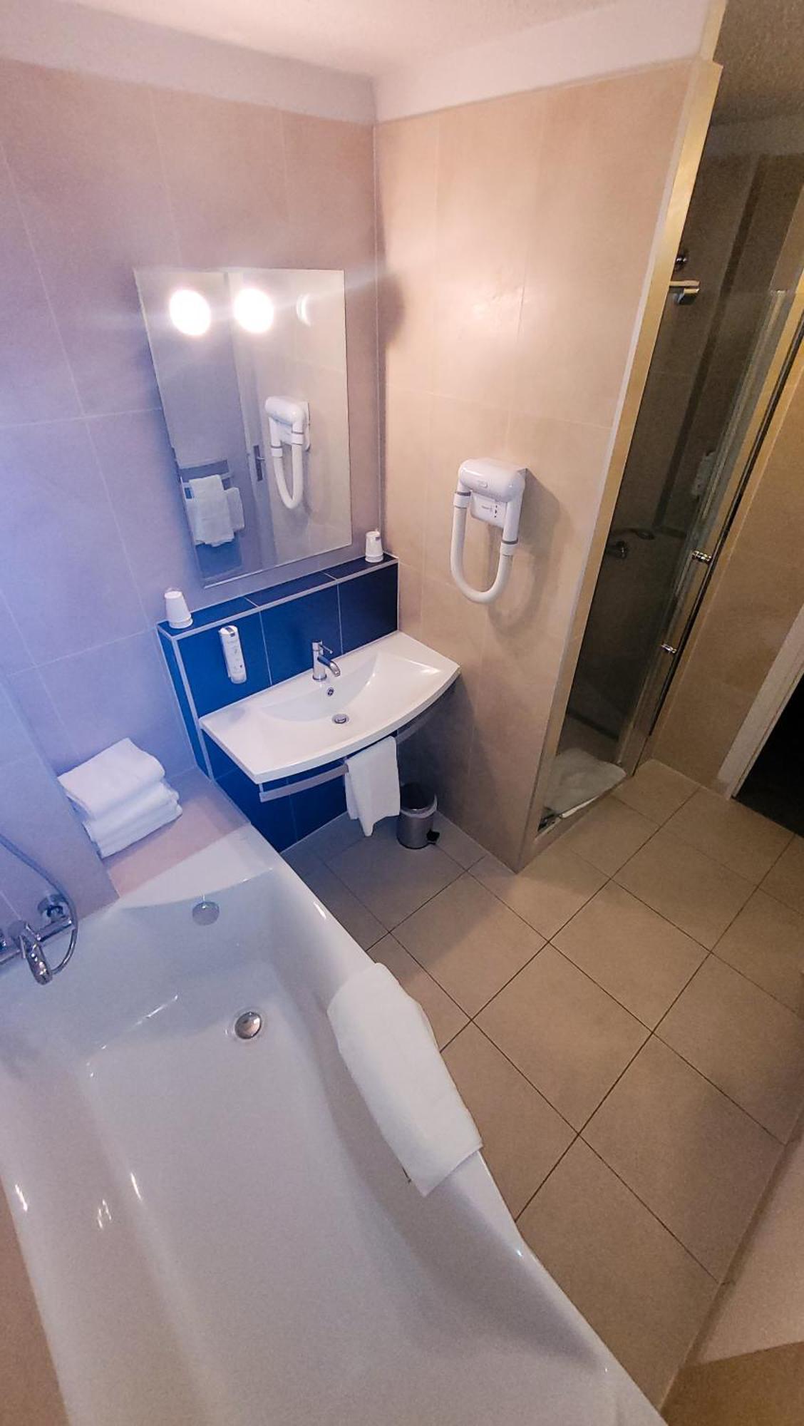 Enzo Hotels Diane - Logis Amnéville Dış mekan fotoğraf